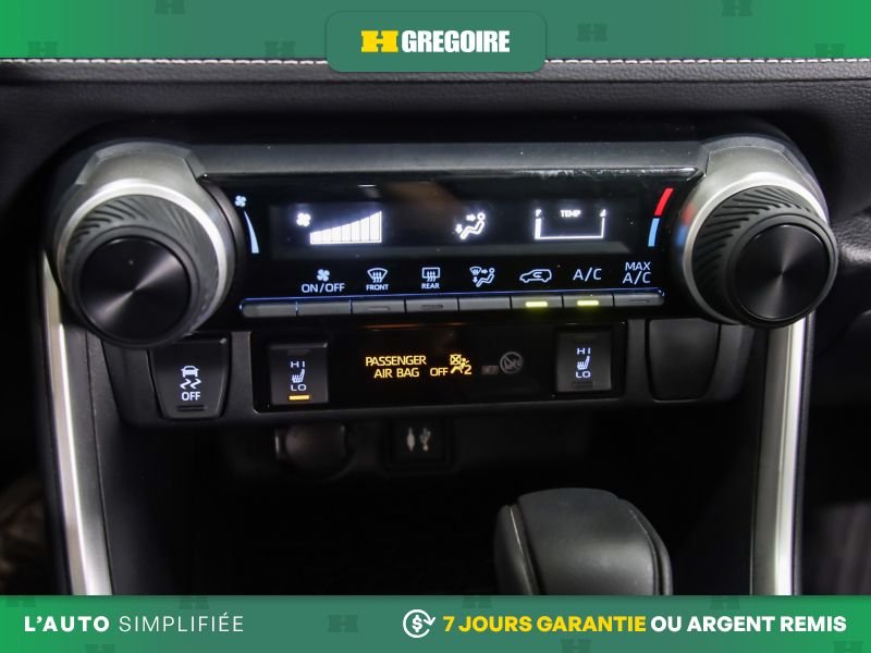 Toyota Rav 4 822342 | LE AUTO A/C CAM RECUL BLUETOOTH 2019 Blanc Laval - photo #15