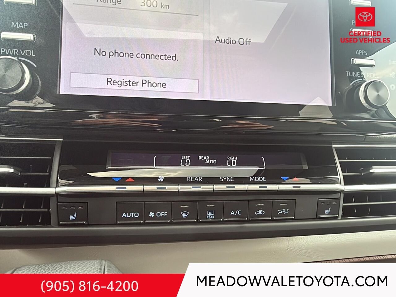 2024 Toyota Sienna Black Mississauga - photo #19