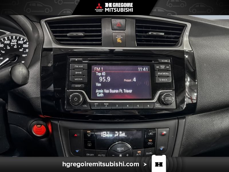 2018 Nissan Sentra Black Blainville - photo #26
