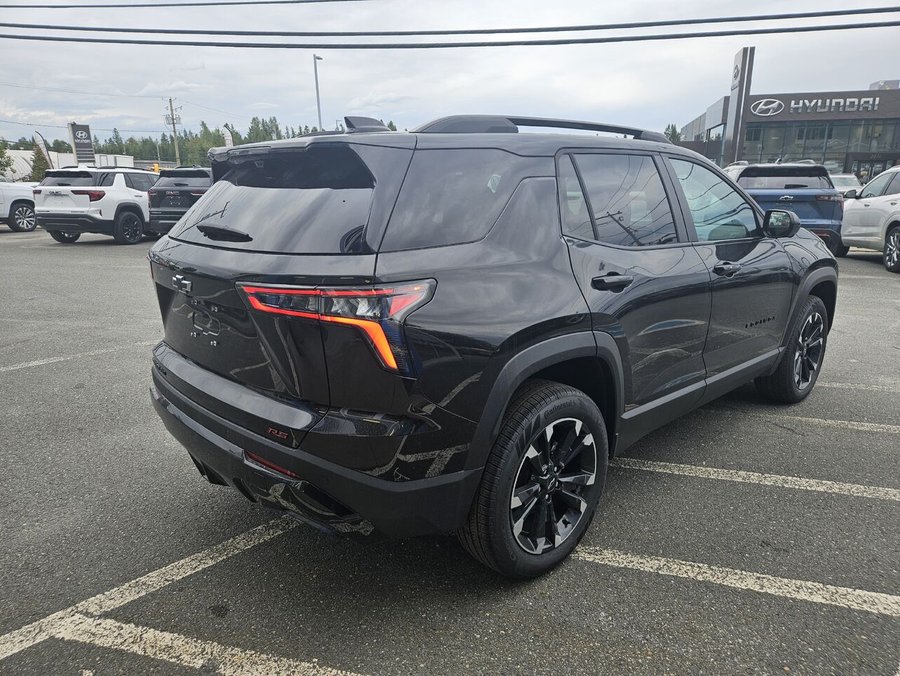 2027 Chevrolet Equinox 2027 Mosaic Black Metallic
