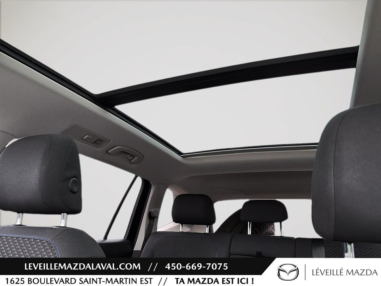 2021 Volkswagen Tiguan United 4MOTION Black Laval - photo #19