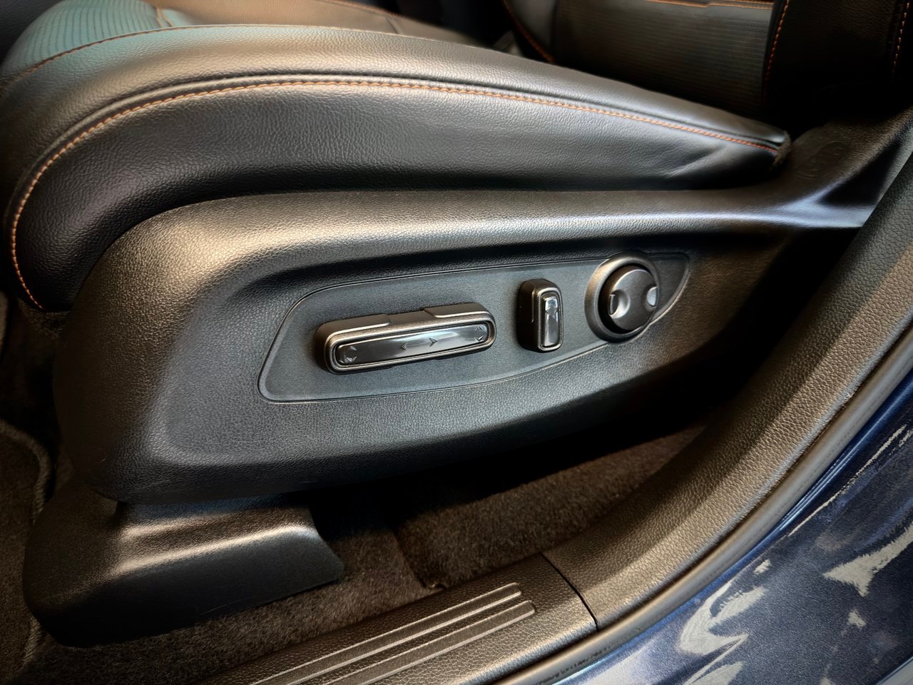 2024 Honda CR-V Hybrid Blue Notre-Dame-des-Prairies - photo #33