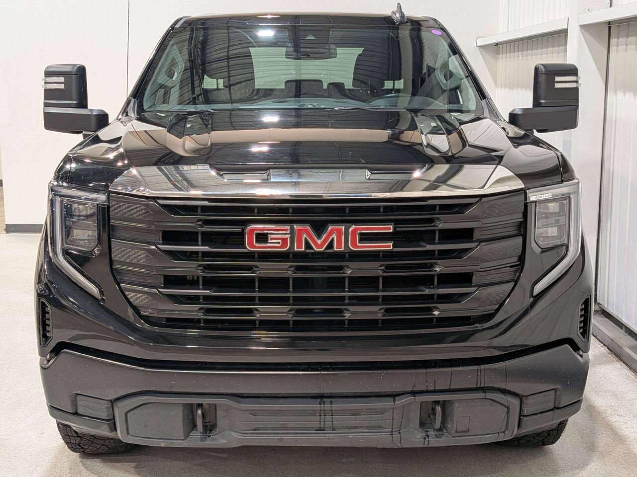 2024 GMC Sierra 1500 4WD Crew Cab 157" Pro Black Val-David - photo #3