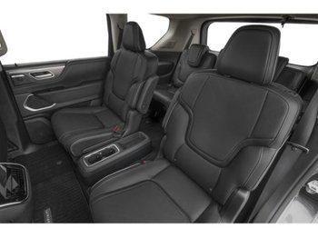 INFINITI QX80 PURE