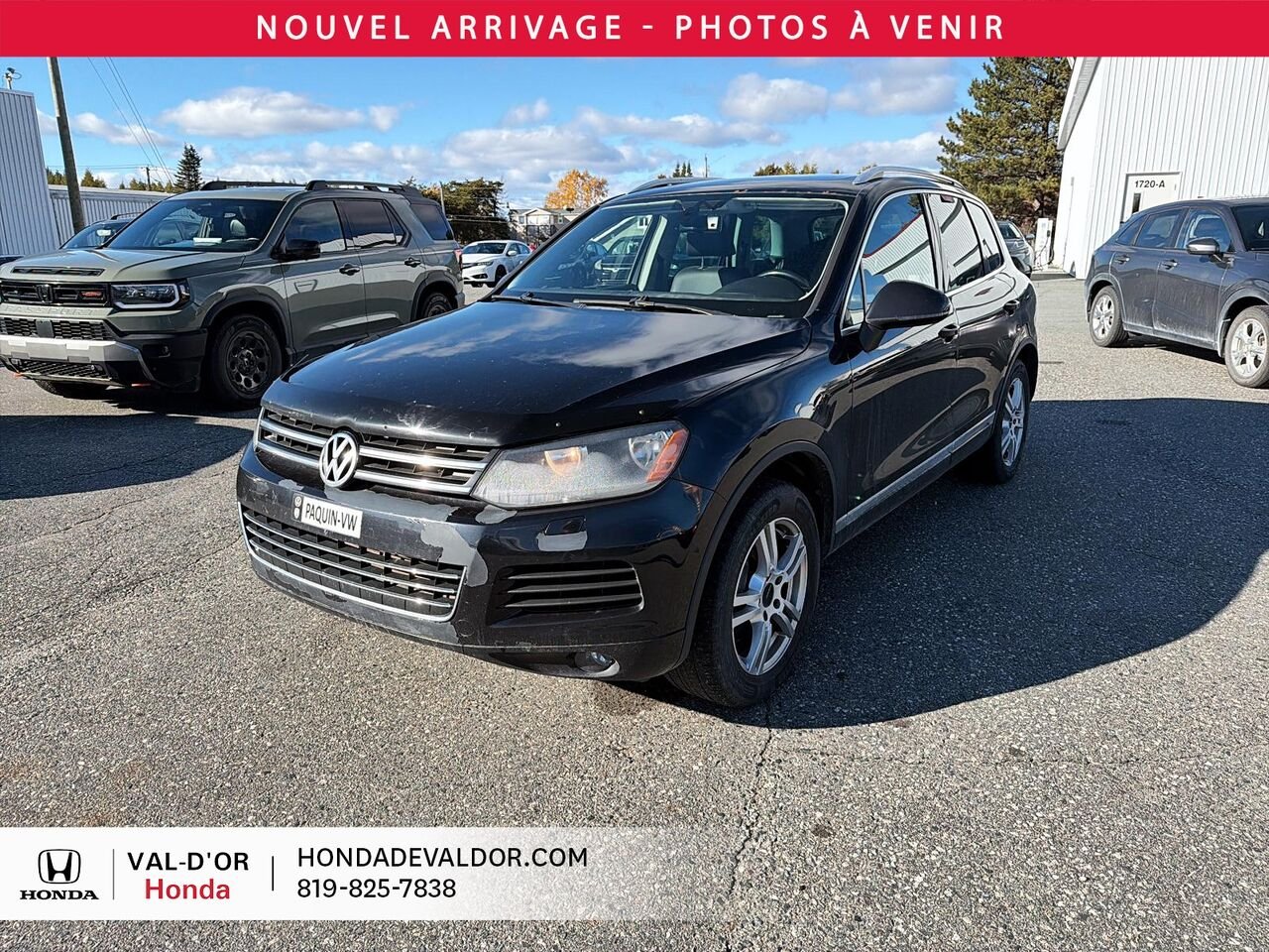 2014 Volkswagen Touareg 4dr 3.6L Lux Black Val-d'Or - photo #0