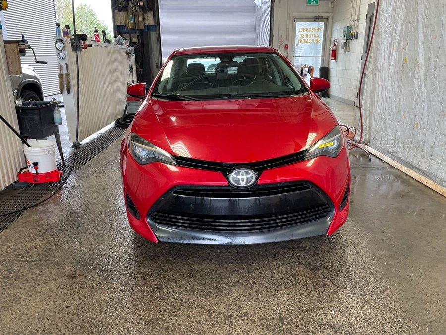 Toyota Corolla LE AUTO *SIÈGES CHAUFF* REG ADAPT BLUETOOTH USB 2018 Rouge