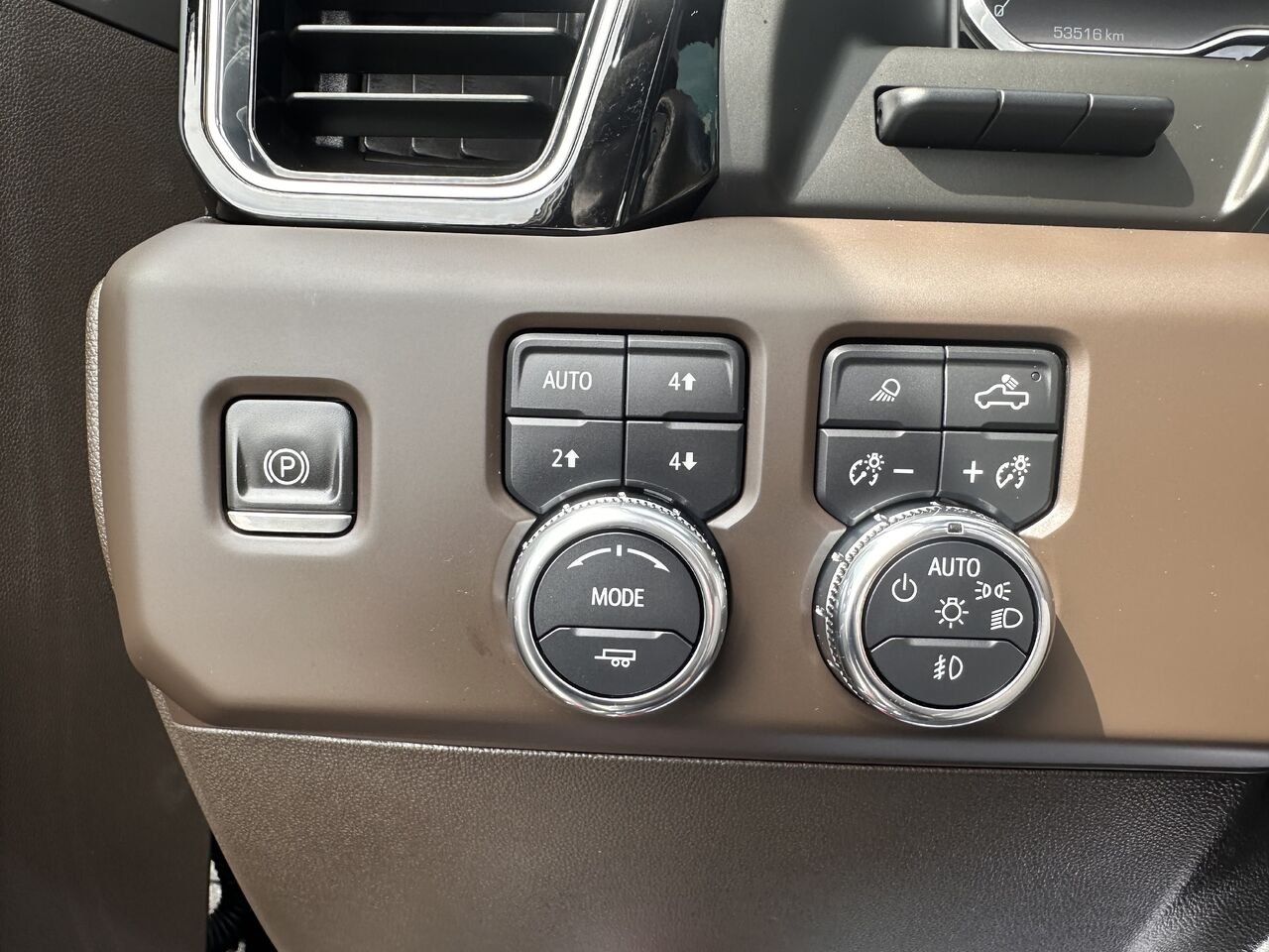GMC SIERRA K1500 DENALI Denali cabine multiplace 4RM 147 po 2023 Noir Gatineau - photo #3