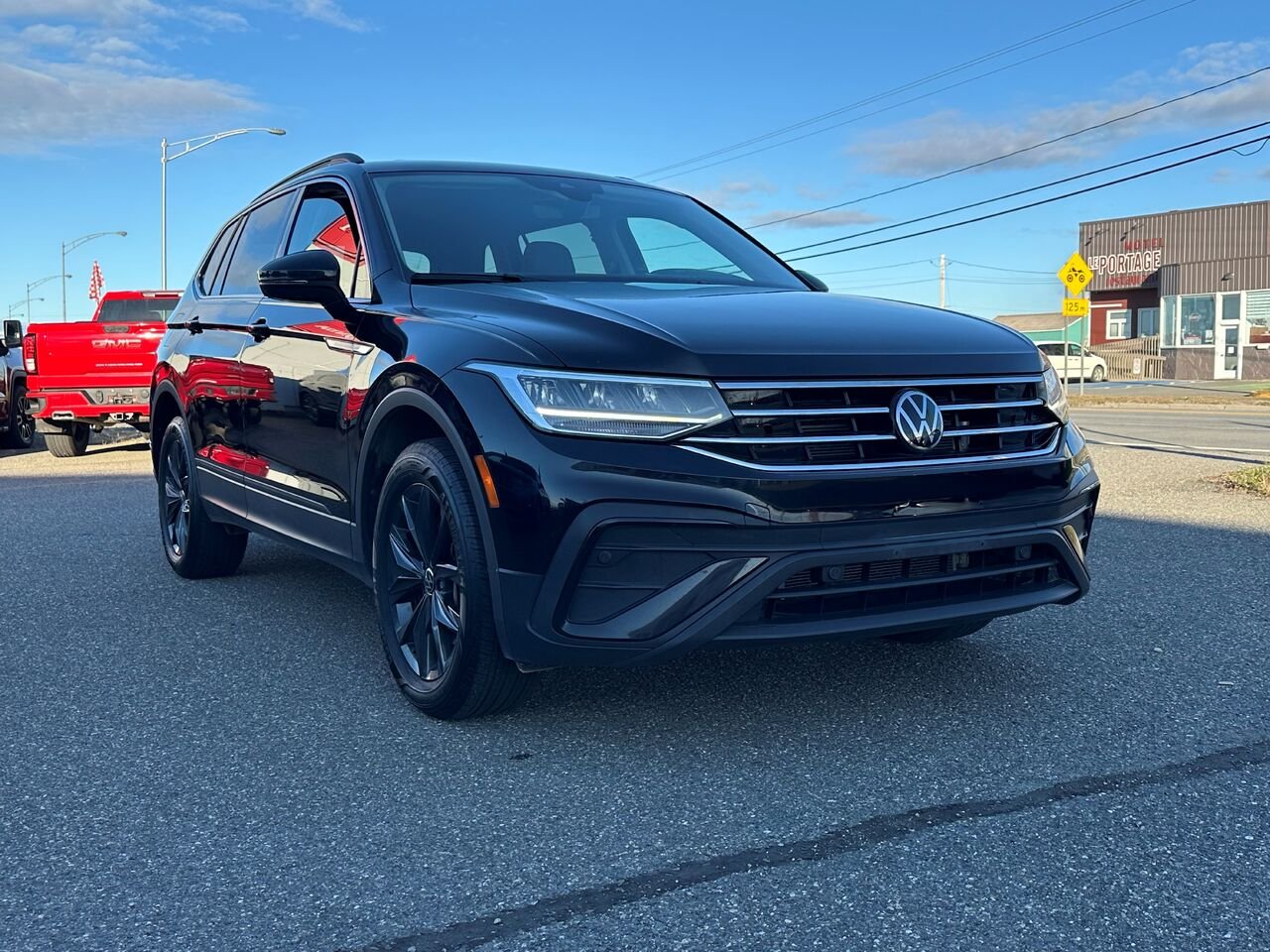 2024 VOLKSWAGEN TIGUAN SE/WOLFSBURG TIGUAN SE/WOLFSBURG Black Matane - photo #6