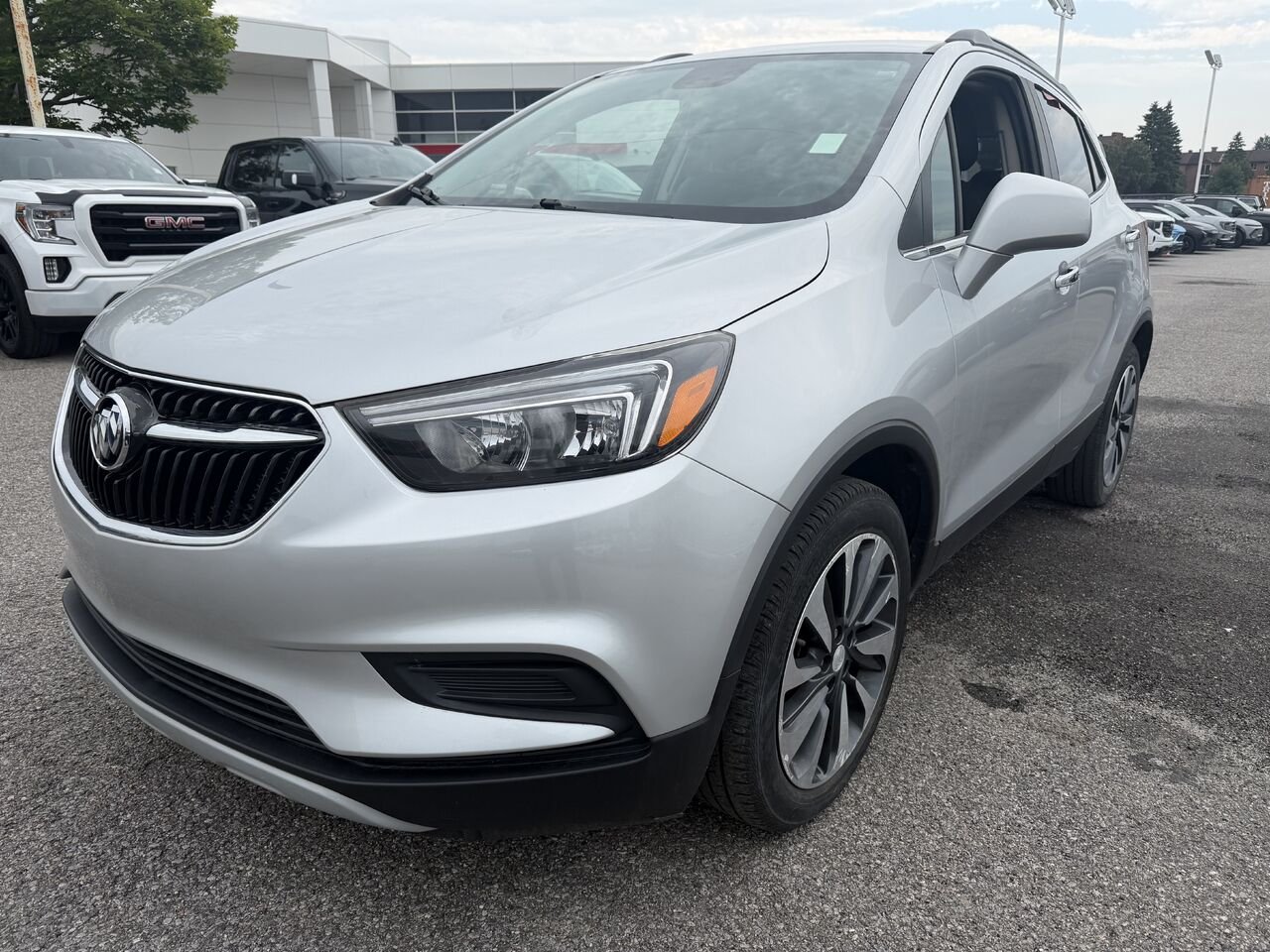 2021 BUICK ENCORE PREFERRED Privilégiée 4 portes TA Silver Gatineau - photo #0