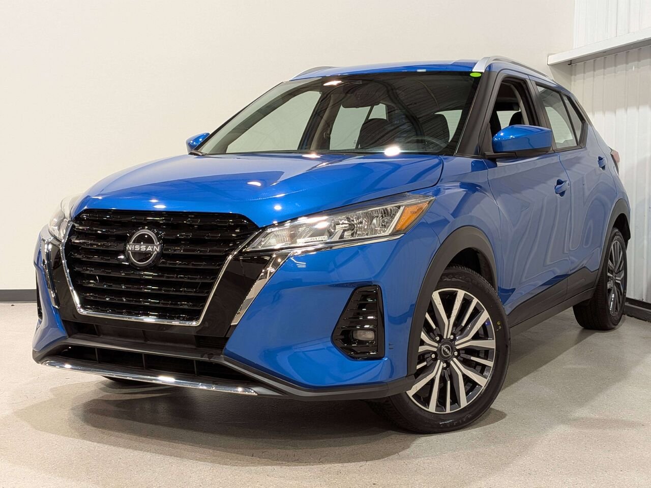 2024 Nissan Kicks SV FWD Blue Val-David - photo #0