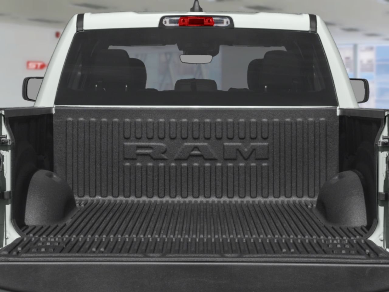 2022 Ram 1500 Blue Saint-Georges - photo #8