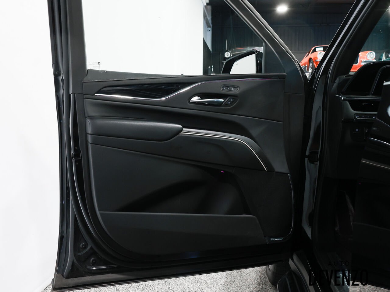 2024 Cadillac Escalade Black Saint-Eustache - photo #10
