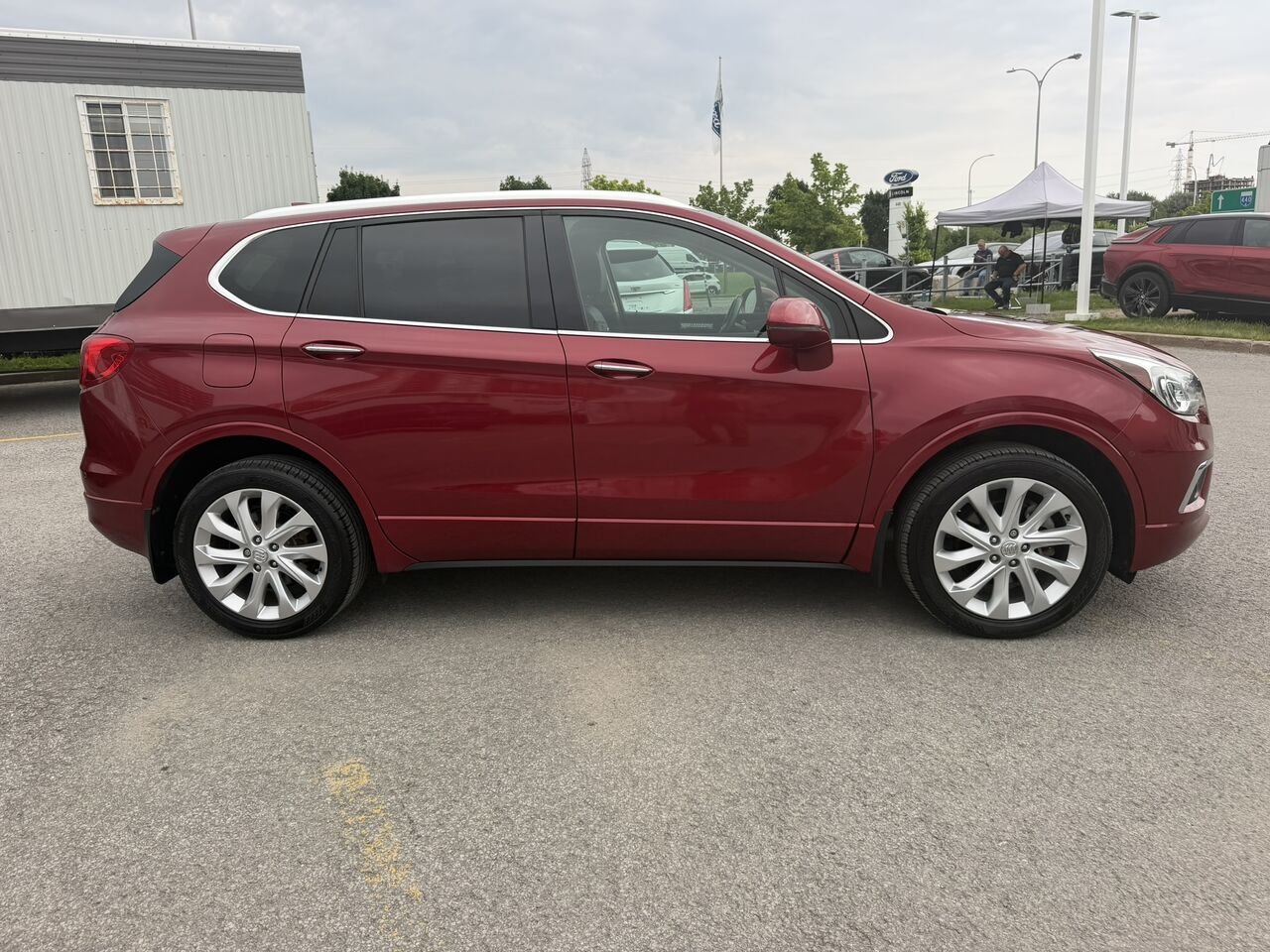 2017 Buick Envision PREMIUM II AWD Red Laval - photo #8