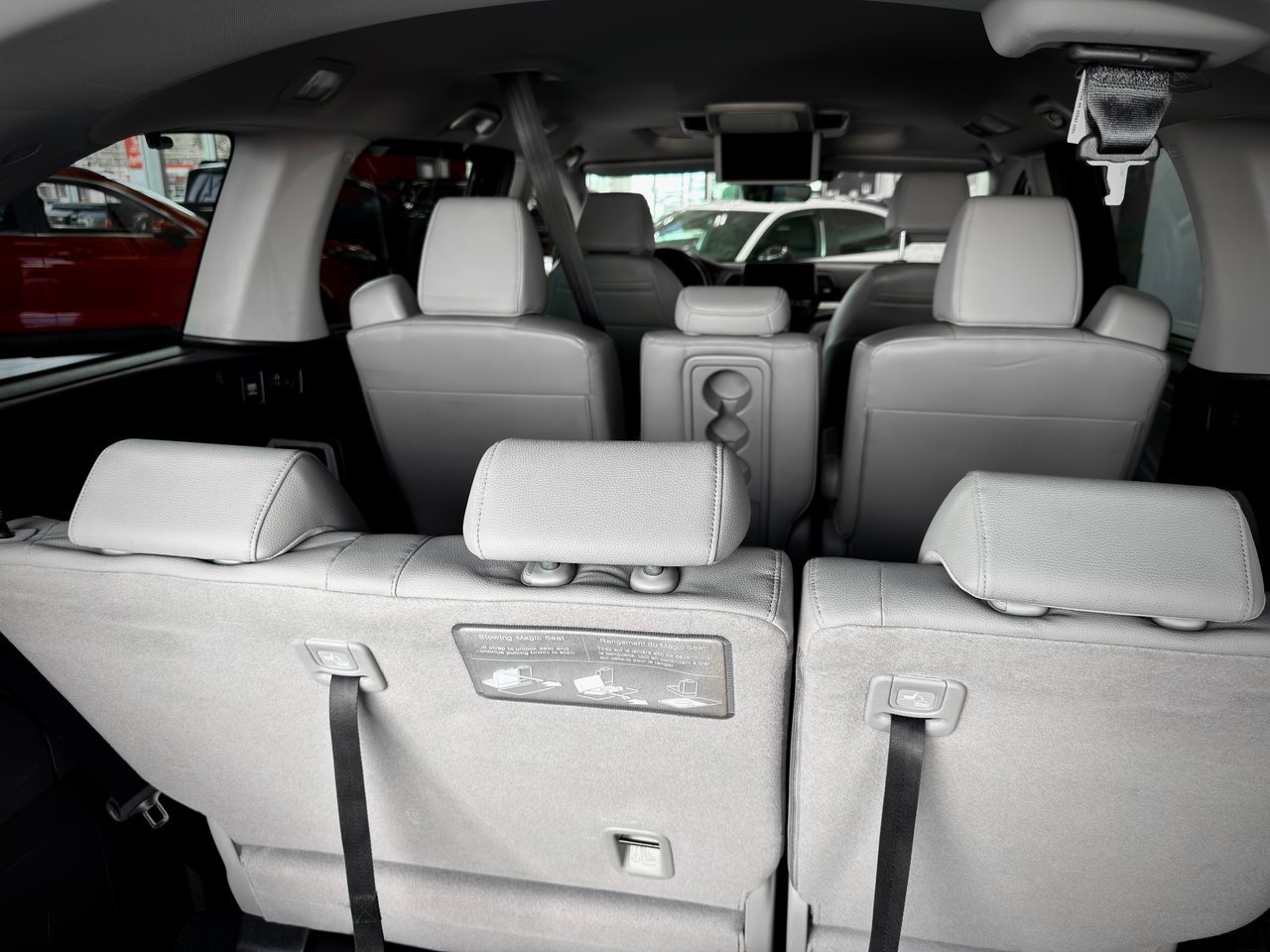 2018 Honda Odyssey Blue Notre-Dame-des-Prairies - photo #11