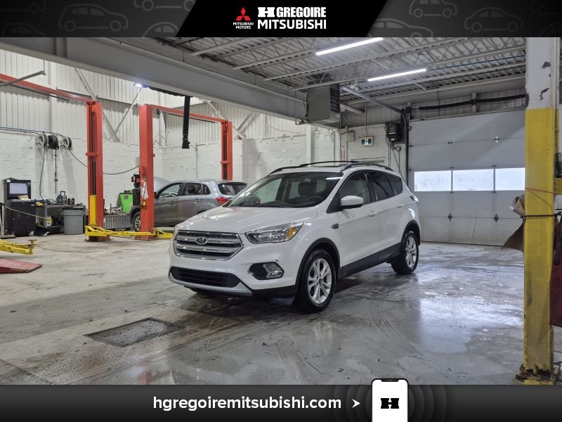 2018 Ford Escape White Laval - photo #2