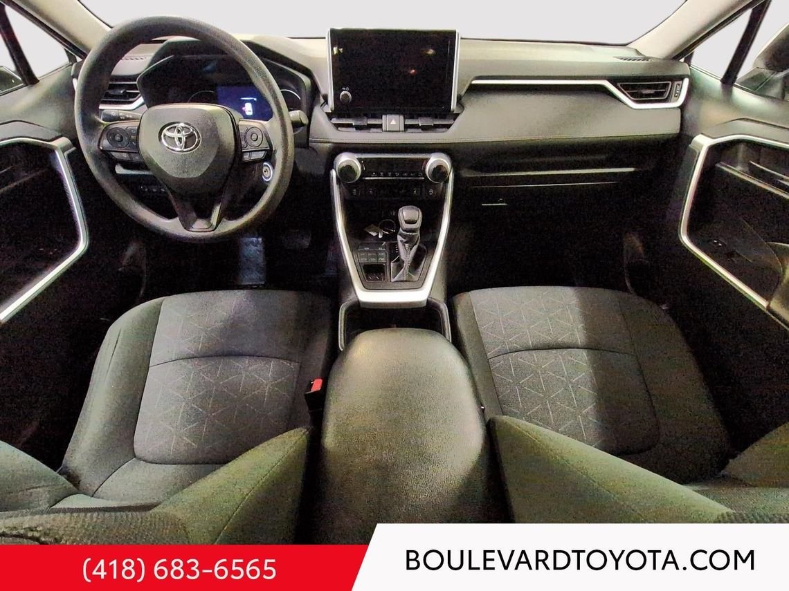 2024 Toyota RAV4 531704-48 | LE White Québec - photo #17