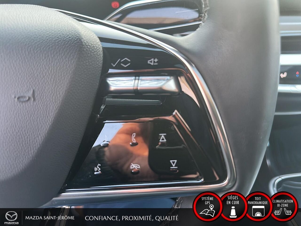 2025 Cadillac LYRIQ Black Sainte-Agathe-des-Monts - photo #15