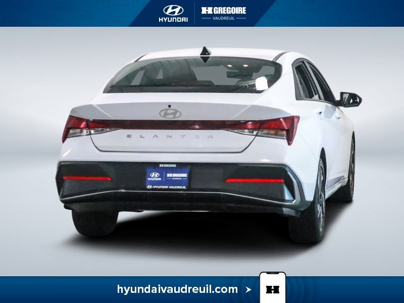 Hyundai Elantra 2025 Blanc Laval - photo #10