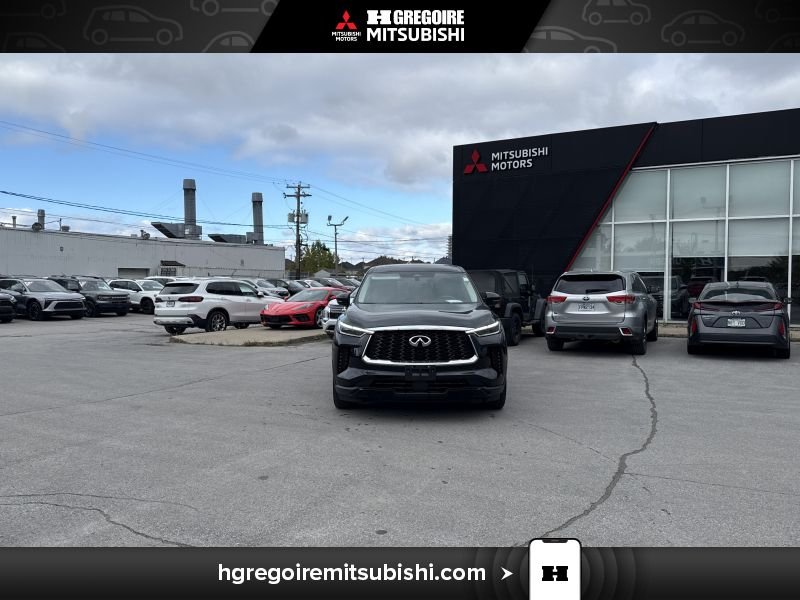 Infiniti QX60 PURE *AWD* 7 passager * Cuir * Toit * Mags * Cam 2024 Noir