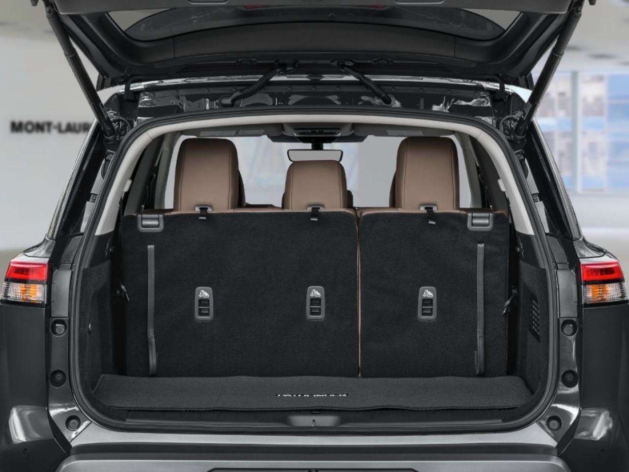 NISSAN Pathfinder 2026 Teinte braise écarlate/Noir intense Mont-Laurier - photo #11
