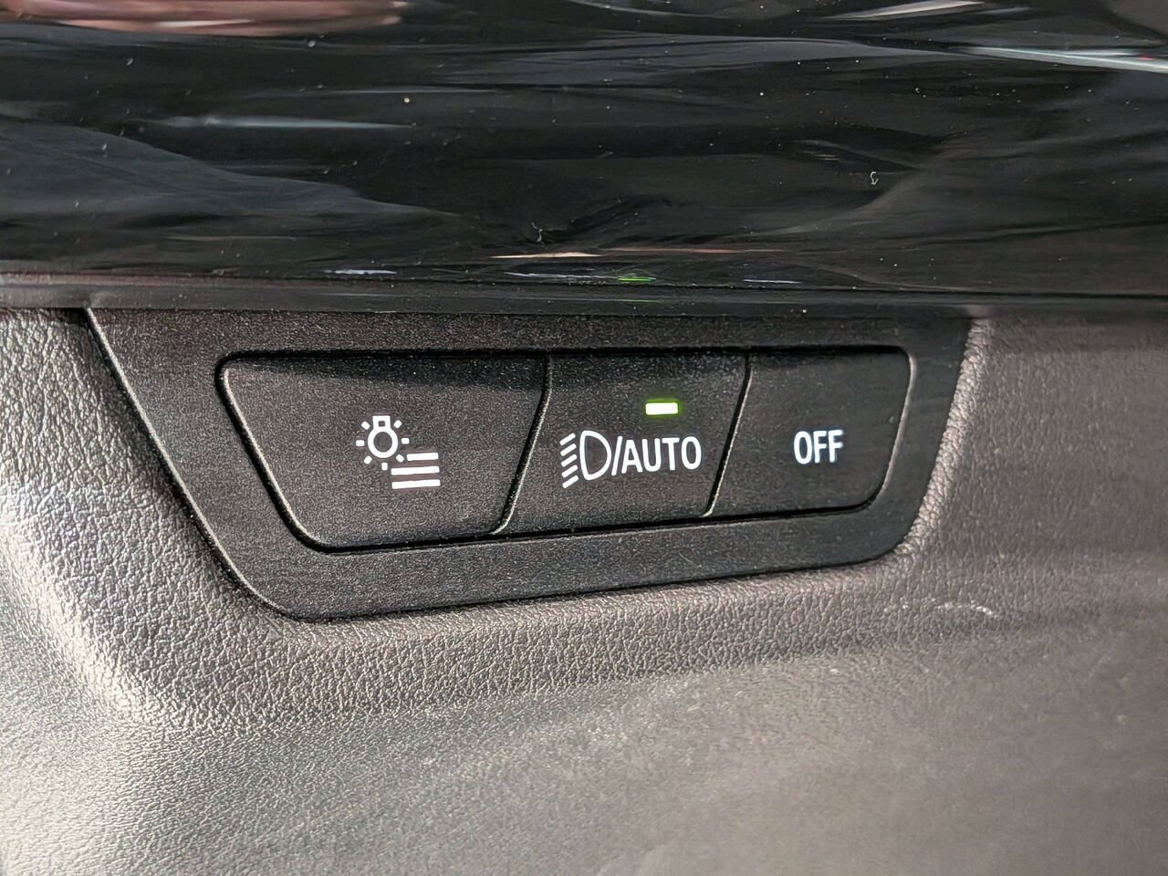 2024 BMW X1 xDrive28i Sports Activity Vehicle Black Val-David - photo #30