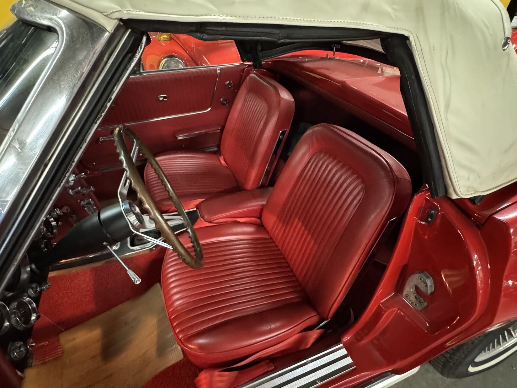 Chevrolet Corvette 1964 Rouge Montréal - photo #23