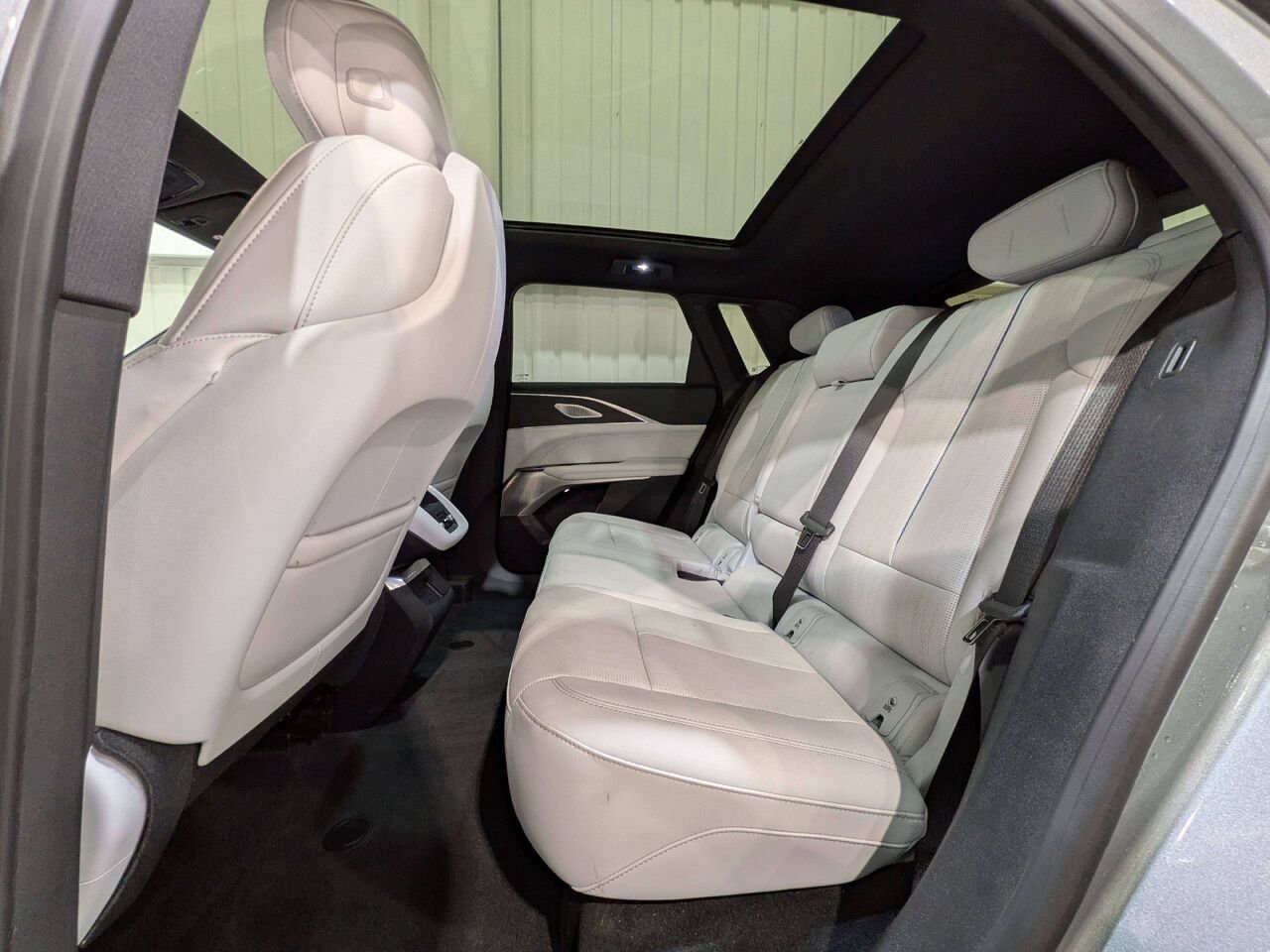 2024 Cadillac LYRIQ 4dr Luxury w/1SD Grey Val-David - photo #11