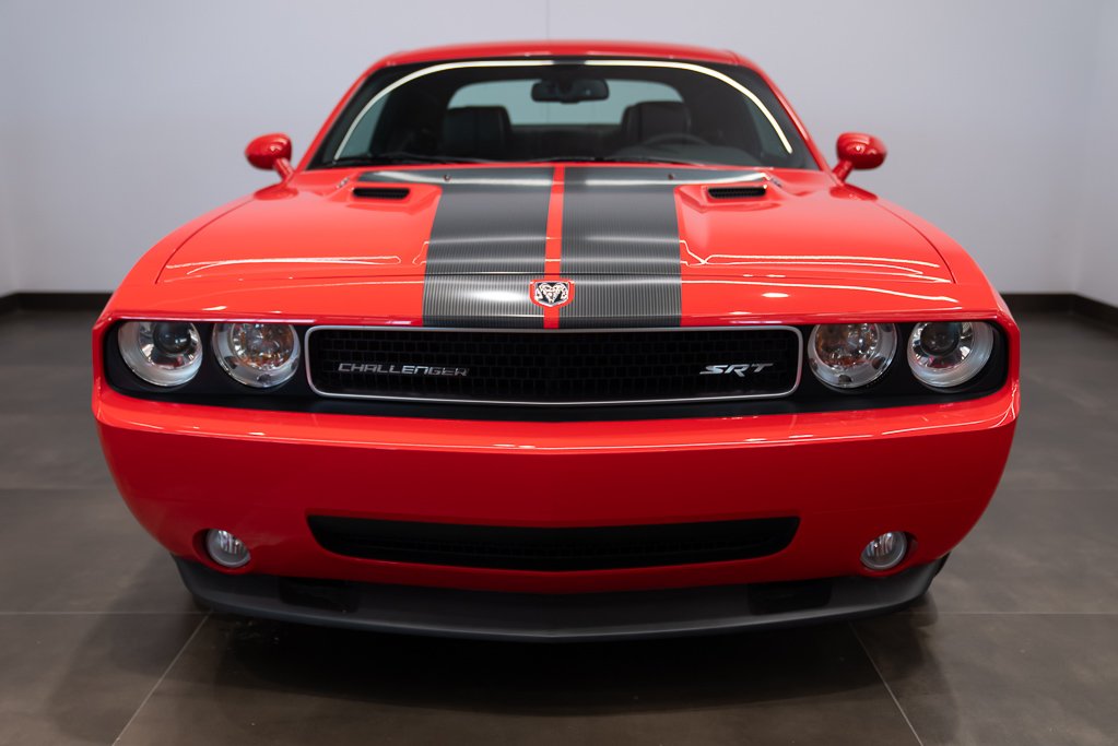 Dodge Challenger Coupé 2 portes SRT8 MANUAL *PRICE IN USD* 2010 Rouge Kirkland - photo #2