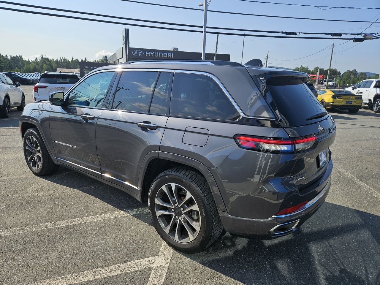 2023 Jeep Grand Cherokee Overland 4x4 Grey Thetford Mines - photo #6