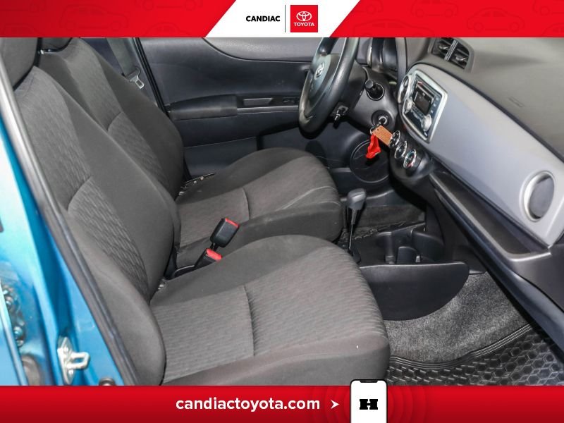 2014 Toyota Yaris Green Saint-Eustache - photo #17