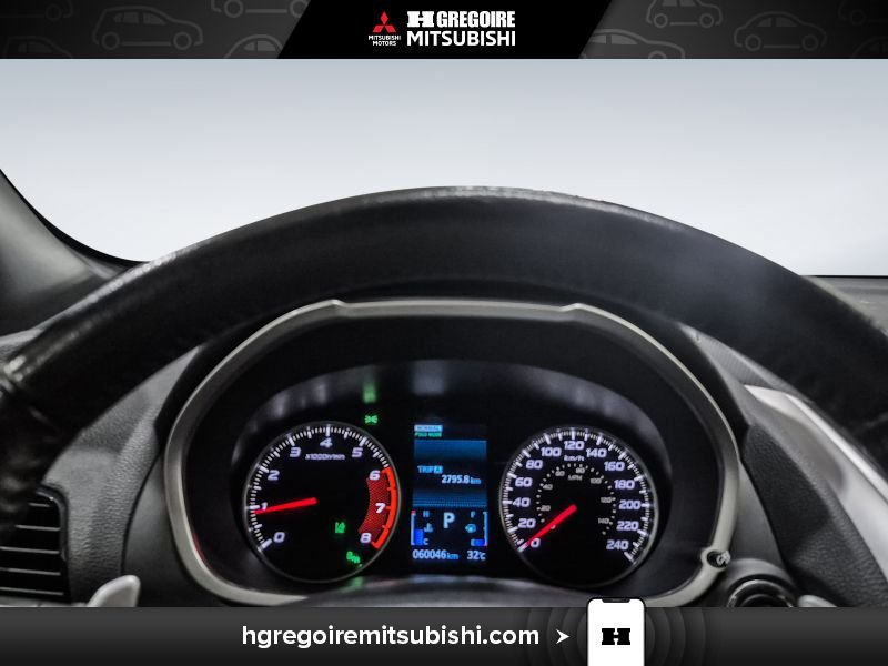 2022 Mitsubishi Eclipse Cross Black Blainville - photo #18