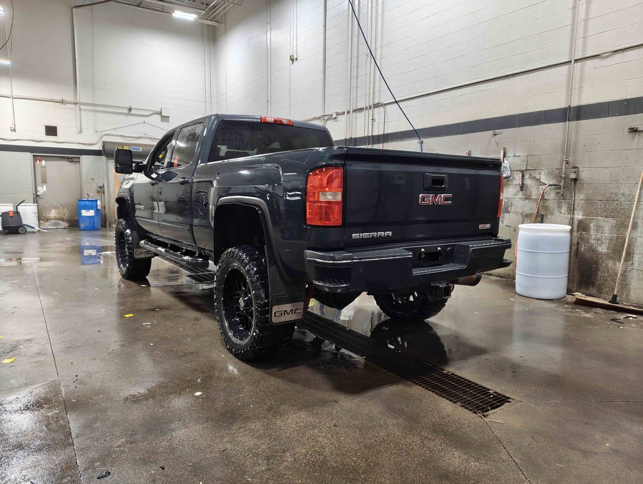 2019 GMC Sierra 3500HD 4WD Crew Cab 153.7 SLT Grey Sherwood Park - photo #4