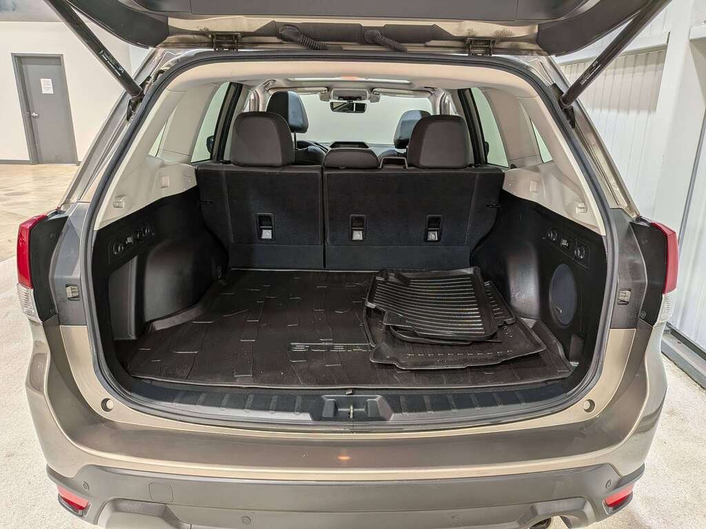 2019 Subaru Forester 2.5i Limited w/EyeSight Pkg Brown Val-David - photo #8