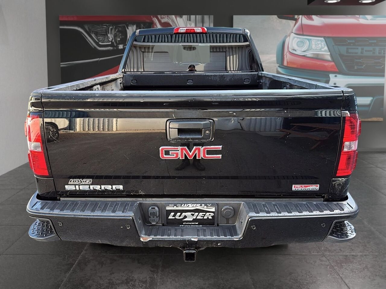 GMC Sierra 1500 SLE cabine multiplace 4RM, 153,0 po 2015 Noir Saint-Hyacinthe - photo #2
