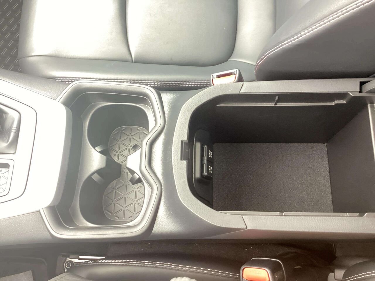 2020 Toyota RAV4 XLE TI Grey Gatineau - photo #14