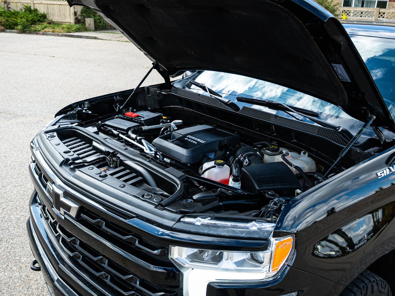 2024 Chevrolet Silverado 1500 4WD Crew Cab 147 RST Black Sherwood Park - photo #4