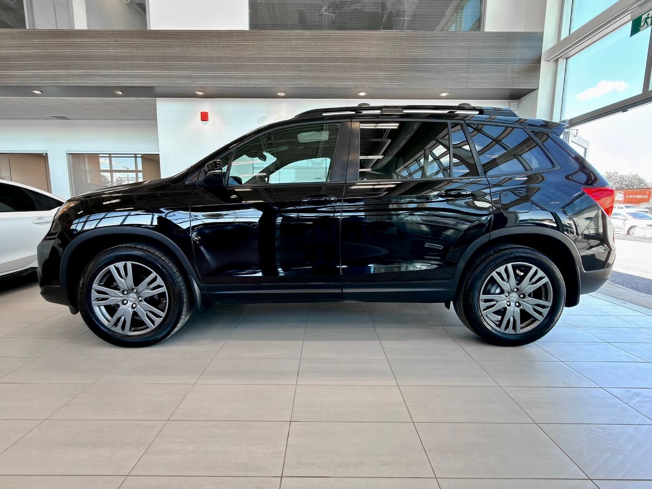 2020 Honda Passport Black Notre-Dame-des-Prairies - photo #7