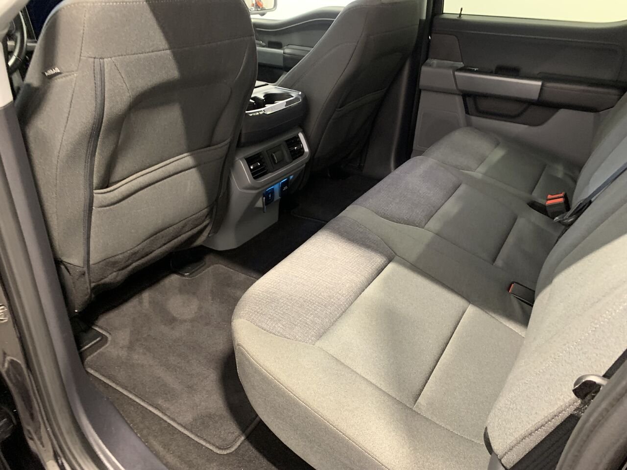 Ford F-150 XLT cabine SuperCrew 4RM caisse de 6,5 pi 2021 Gris Châteauguay - photo #27