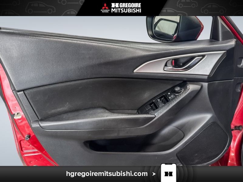 2018 Mazda 3 Red Blainville - photo #12
