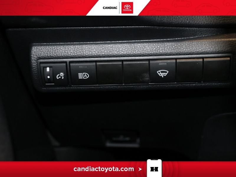 2023 Toyota Corolla Silver Laval - photo #18