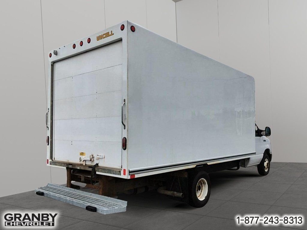 Ford Série E tronqué E-450 158 po RARJ | G2345 2019 Blanc Granby - photo #6