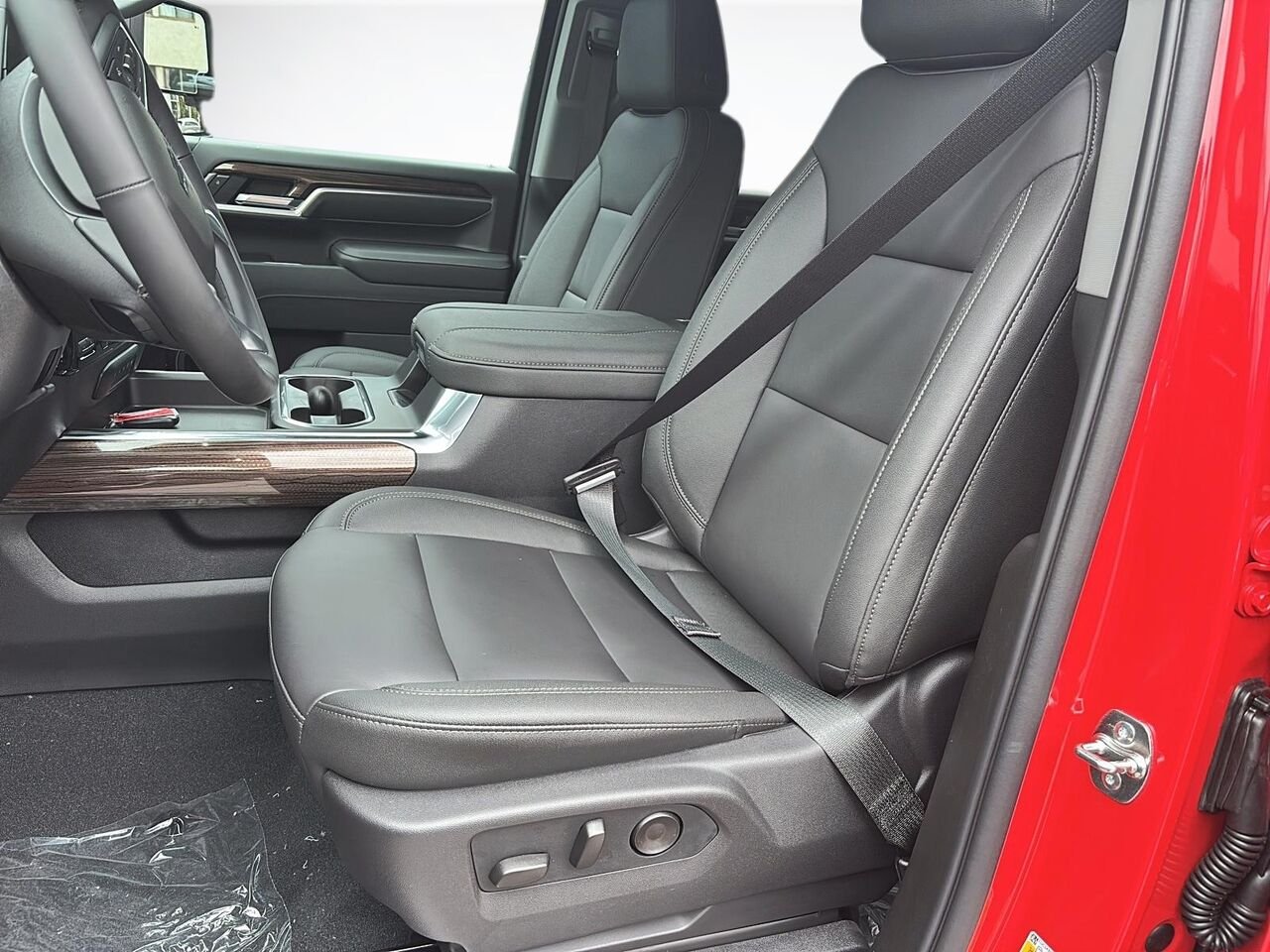 CHEVROLET Silverado 2500HD 2500 4RM LT CREW 2026 ROUGE ARDENT Saint-Hyacinthe - photo #6