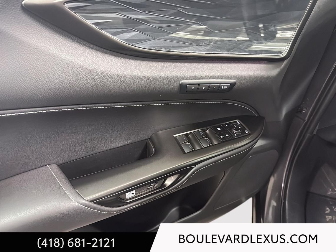 Lexus NX 19523A 2024 Gris Québec - photo #27