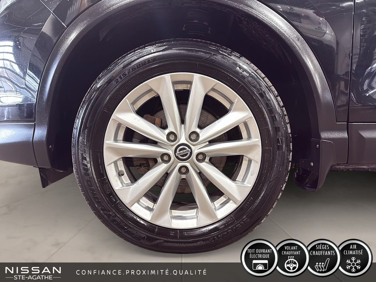 2019 Nissan Qashqai SV TI CVT Black Sainte-Agathe-des-Monts - photo #4