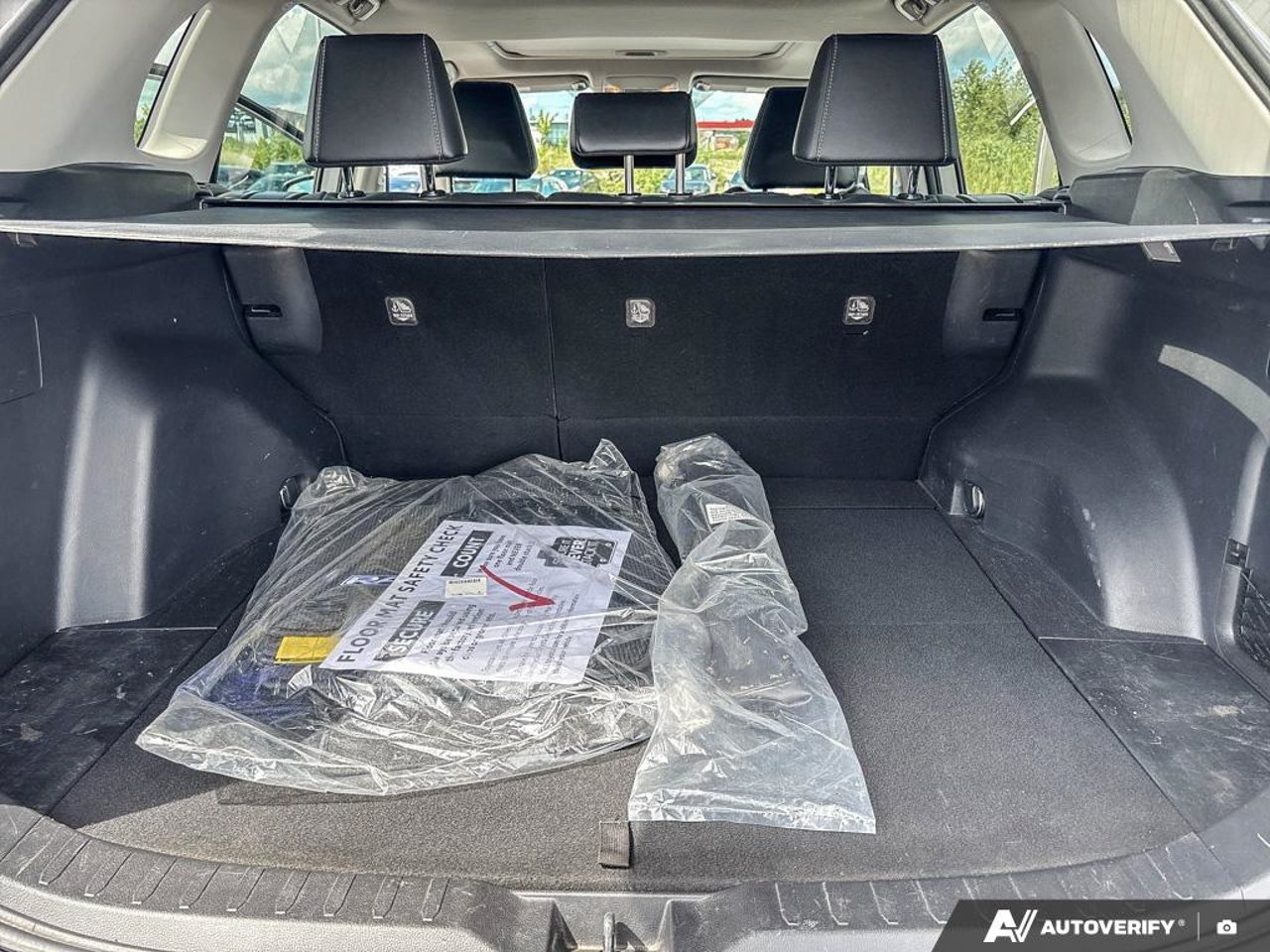 2021 Toyota RAV4 2T3R1RFV6MC161516 Mirabel - photo #14