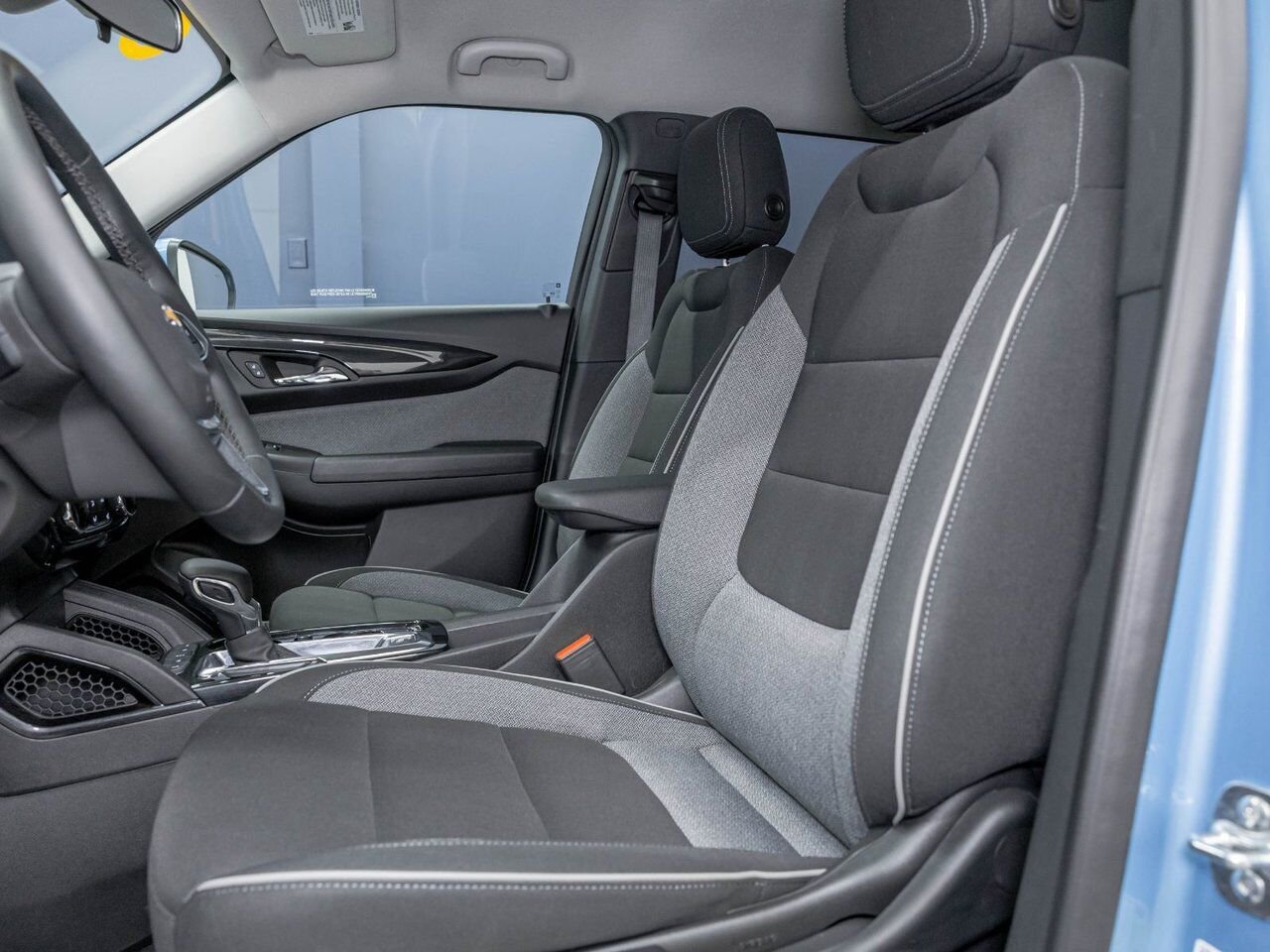 2026 Chevrolet Trailblazer LT AWD *SIÈGES / VOLANT CHAUF* CARPLAY *BAS KM* Marina Blue Saint-Jérôme - photo #9