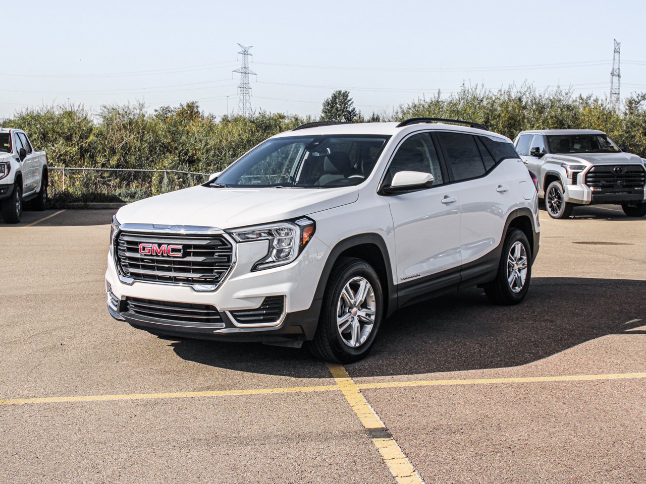 2024 GMC Terrain AWD 4dr SLE White Sherwood Park - photo #3