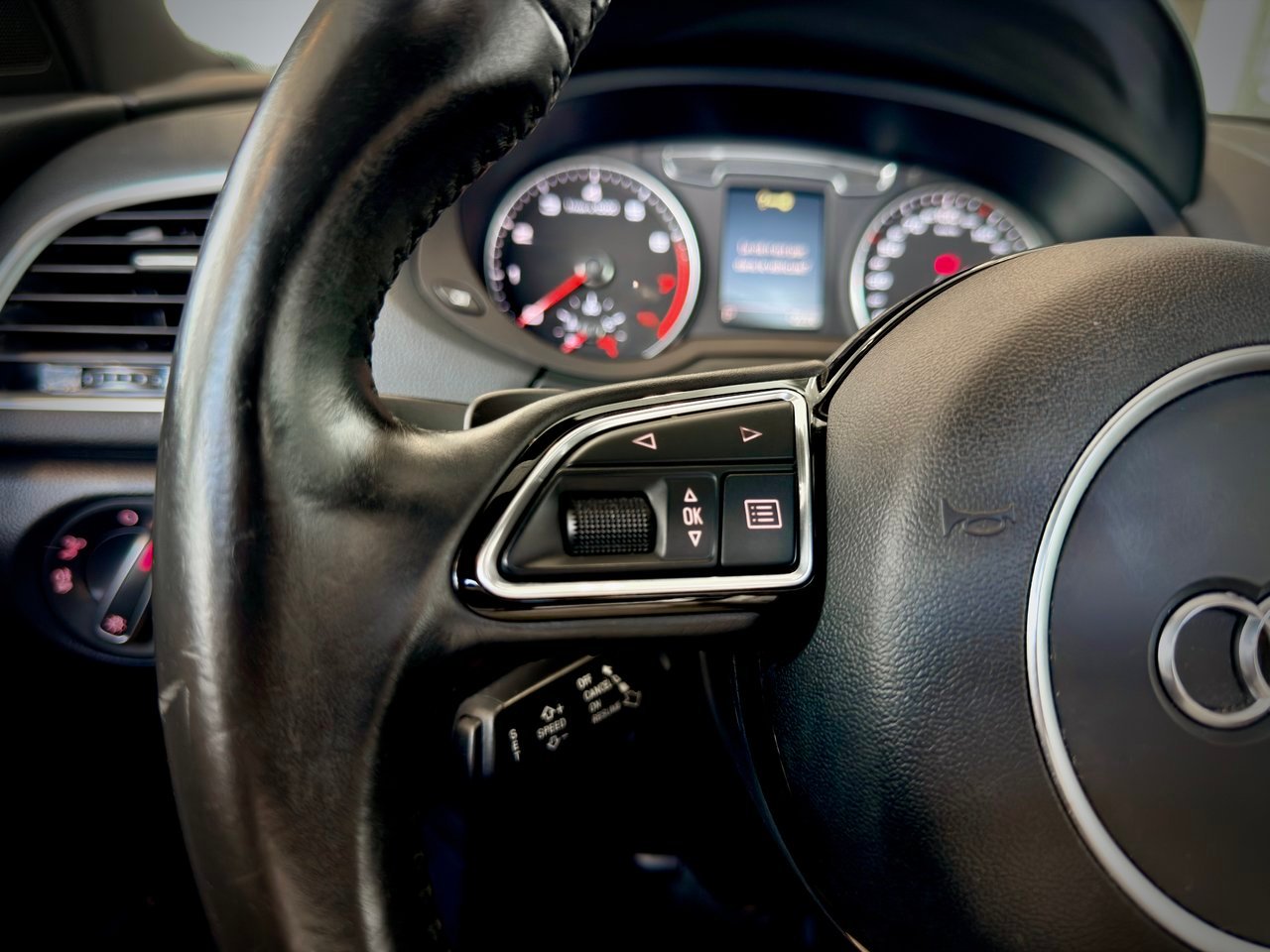 2016 Audi Q3 Black Notre-Dame-des-Prairies - photo #25