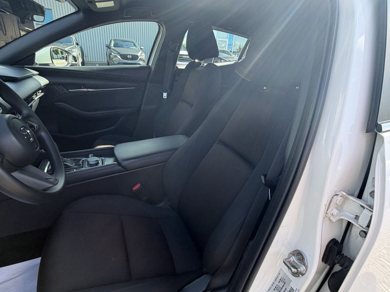 2024 Mazda Mazda3 Sport White Ste-Marie - photo #10