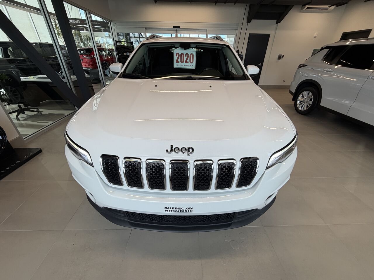 2020 Jeep Cherokee White Saint-Eustache - photo #4